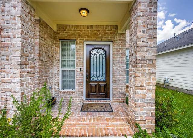 Property at 4933 Barkley St, Houston, TX 77017, 3 beds, 2.5 baths