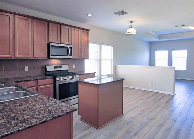 Property at 21622 Amesbury Meadow Ln, Spring, TX 77379, 3 beds, 2 baths