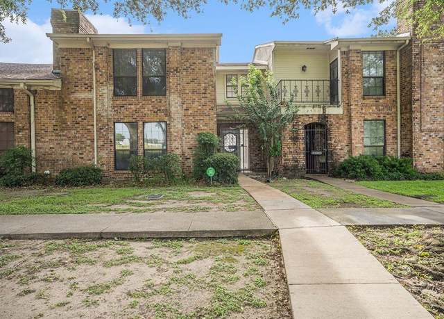 Property at 2409 Valley Forge Dr, Pasadena, TX 77502, 3 beds, 2.5 baths