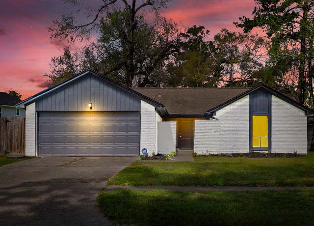 Property at 23838 English Oak Dr, Spring, TX 77373, 3 beds, 2 baths
