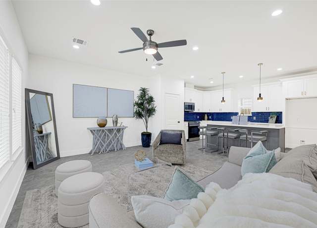 Property at 1515 Egypt St, Houston, TX 77009, 3 beds, 2.5 baths