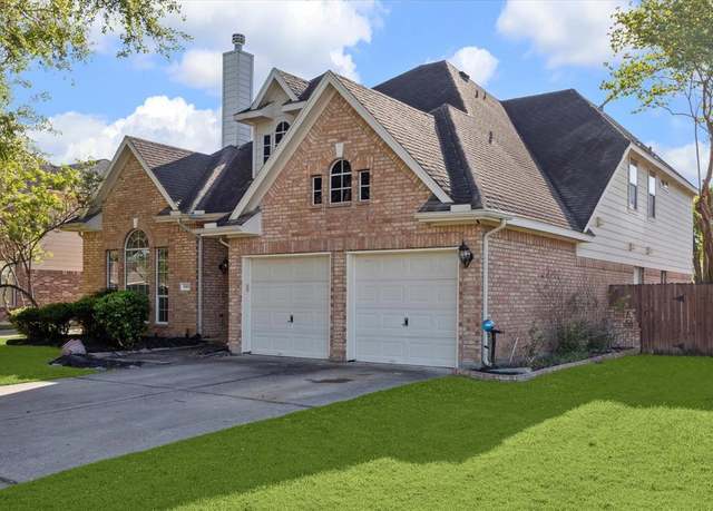 Property at 3433 Bay Breeze Dr, Seabrook, TX 77586, 4 beds, 3.5 baths