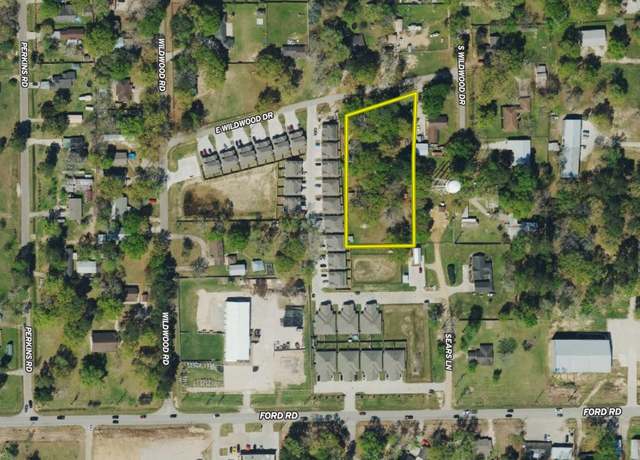 Property at 23112 E Wildwood Rd, Porter, TX 77365, 4 beds, 3 baths