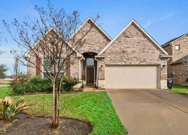 Property at 5730 Maxon Ct, Rosenberg, TX 77471, 4 beds, 4 baths