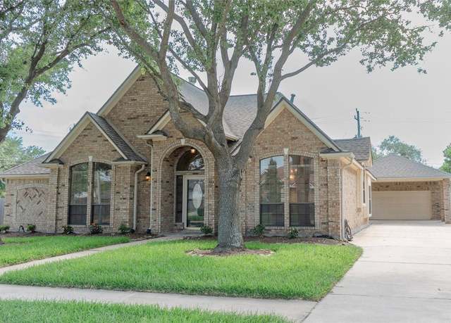 Property at 1818 Janell Rene Cir, Deer Park, TX 77536, 3 beds, 2.5 baths
