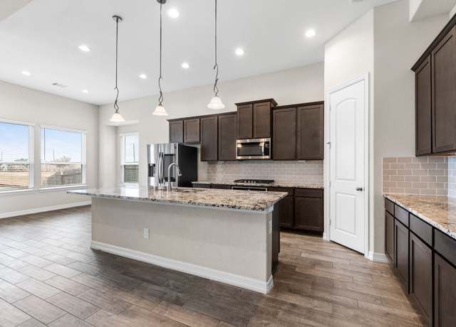 Property at 3919 Padula Rd, Katy, TX 77493, 5 beds, 4 baths