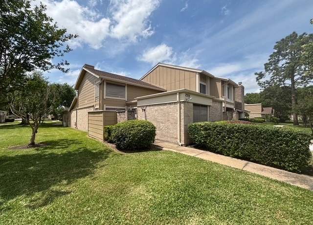Property at 2332 Woodland Park Dr #11, Houston, TX 77077, 2 beds, 2.5 baths
