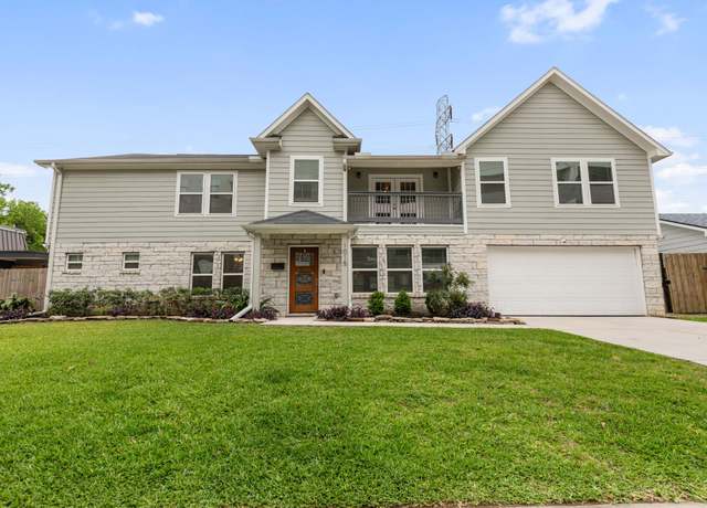 Property at 1015 Gardendale Dr, Houston, TX 77018, 5 beds, 4.5 baths