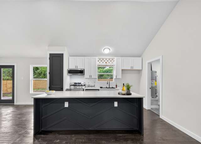 Property at 209 Leago St, Houston, TX 77022, 3 beds, 2 baths