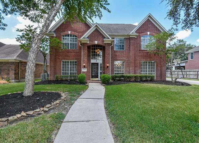 Property at 19707 Powerscourt Dr, Humble, TX 77346, 4 beds, 2.5 baths