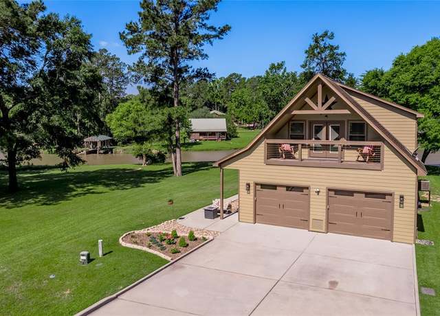 Property at 16 Wildwood Lake Dr, Huntsville, TX 77340, 2 beds, 3 baths