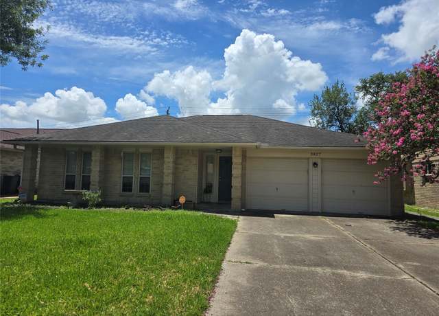 Property at 3827 Pecan Cir, La Porte, TX 77571, 3 beds, 2 baths