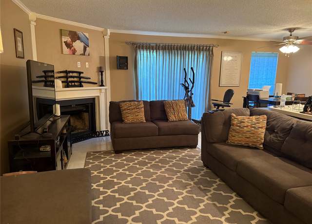 Property at 2120 El Paseo St #209, Houston, TX 77054, 1 bed, 1 bath