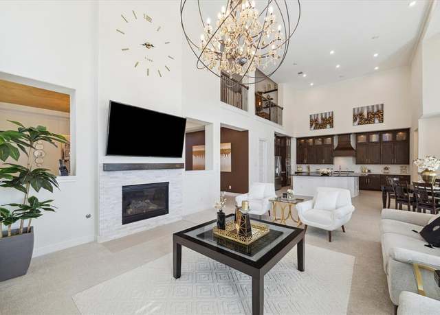 Property at 190 Monarch Trl, Sugar Land, TX 77498, 4 beds, 4.5 baths