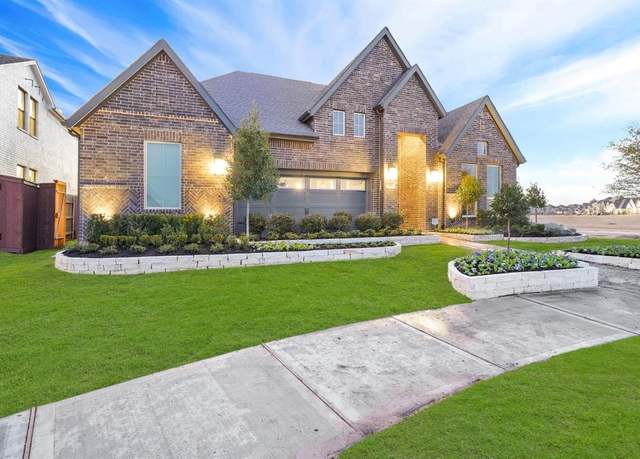 Property at 16004 Mahogany Mist Dr, Conroe, TX 77302, 4 beds, 3.5 baths
