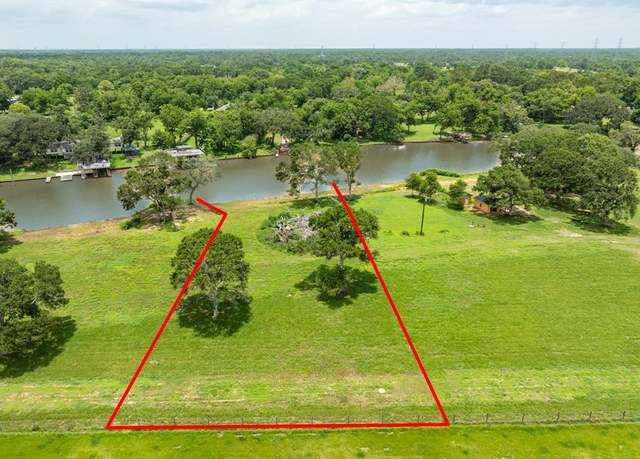 Property at 3 County Road 344, Sweeny, TX 77480