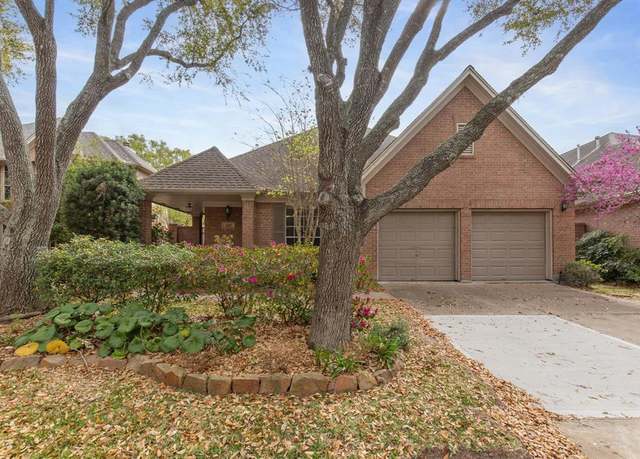 Property at 1327 Mission Chase Dr, Houston, TX 77077, 3 beds, 2.5 baths