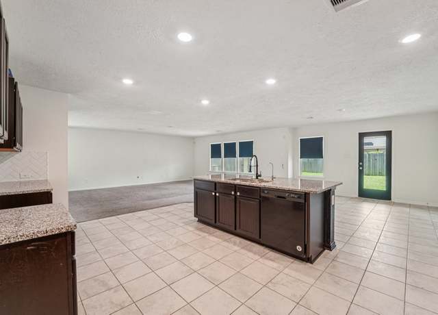 Property at 20884 Sheffield Park Dr, Porter, TX 77365, 4 beds, 2.5 baths