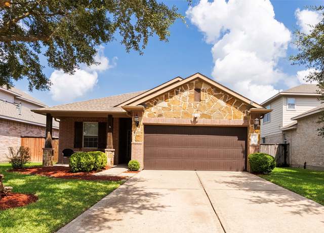 Property at 7022 Windy Run Ct, Spring, TX 77379, 3 beds, 2 baths