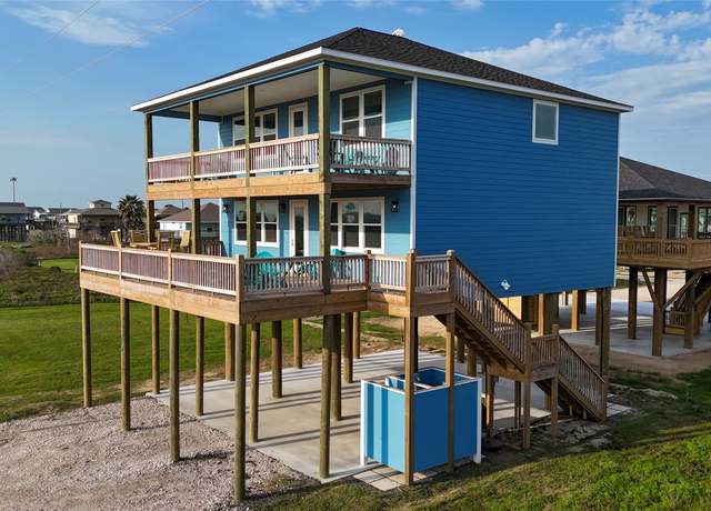 Property at 846 Alma, Crystal Beach, TX 77650, 4 beds, 3.5 baths
