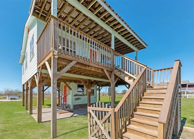 Property at 1907 Anderson Ave, Port Bolivar, TX 77650, 3 beds, 1 bath