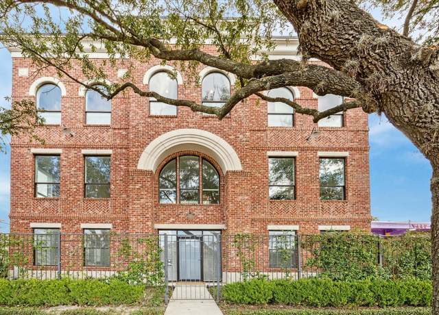 Property at 128 W 17th St, Houston, TX 77008, 1 bed, 2.5 baths