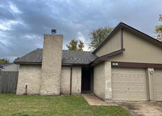 Property at 16219 Paso Hondo Dr, Houston, TX 77083, 3 beds, 2 baths