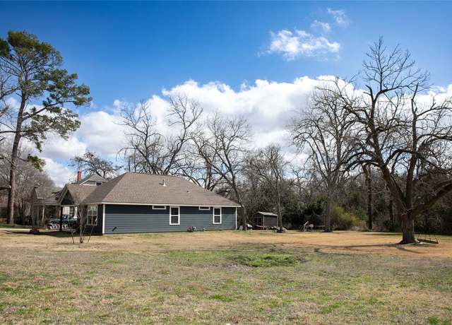 Property at 1002 Norris St, Brenham, TX 77833, 3 beds, 2 baths