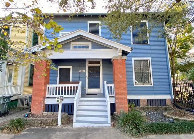 Property at 2219 Avenue N, Galveston, TX 77550, 3 beds, 1.5 baths