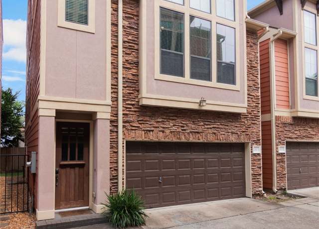 Property at 1042 W 23rd St Unit D, Houston, TX 77008, 3 beds, 2.5 baths