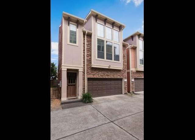 Property at 1042 W 23rd St Unit D, Houston, TX 77008, 3 beds, 2.5 baths