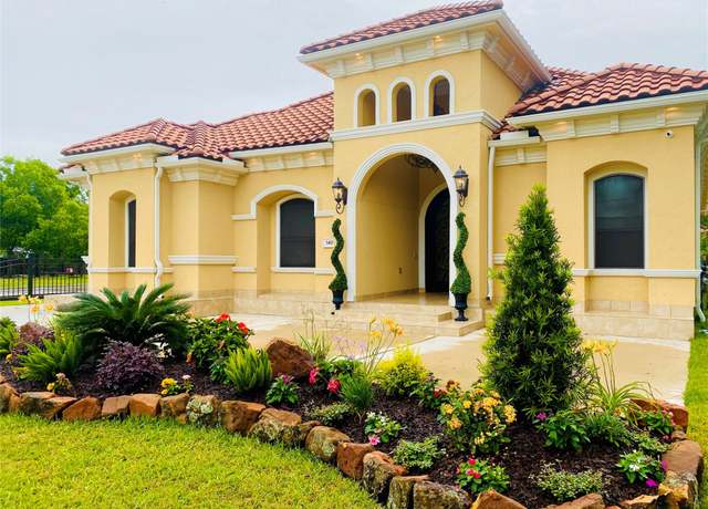 Property at 3403 Pansy St, Pasadena, TX 77505, 5 beds, 3.5 baths