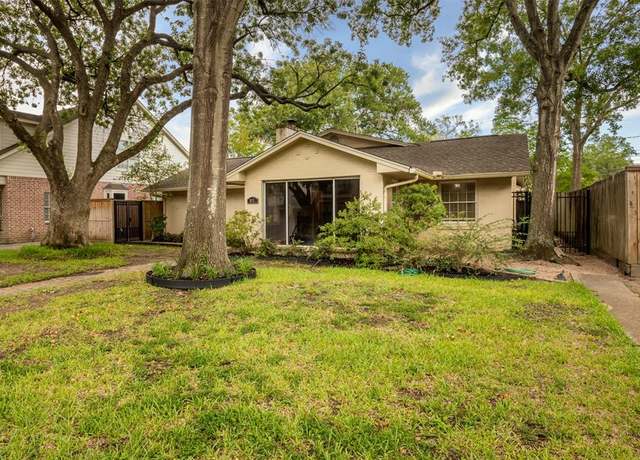 Property at 3731 Drake St, Houston, TX 77005, 2 beds, 2 baths