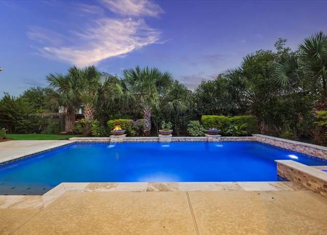Property at 5310 Briarcliff Ln, Fulshear, TX 77441, 5 beds, 4.5 baths