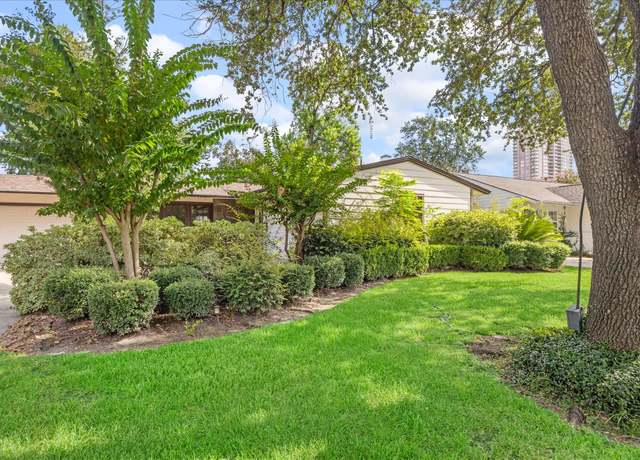 Property at 5326 Pagewood Ln, Houston, TX 77056, 3 beds, 2 baths