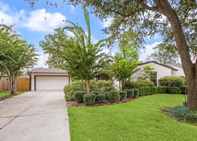 Property at 5326 Pagewood Ln, Houston, TX 77056, 3 beds, 2 baths
