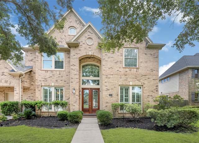 Property at 16010 Maple Shores Dr, Houston, TX 77044, 5 beds, 4.5 baths