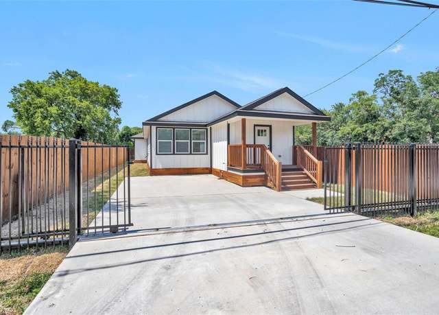 Property at 0 & 217 Basswood St, Houston, TX 77022, 3 beds, 2 baths