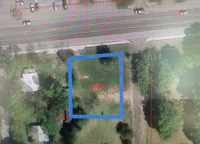 Property at 309 2nd St, Livingston, TX 77351
