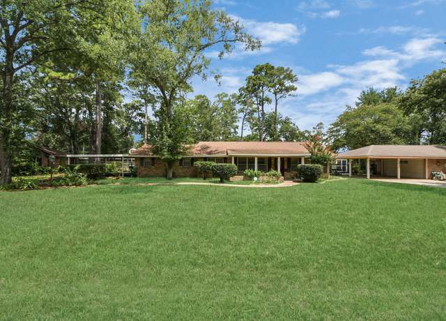 Property at 9814 Warwana Rd, Houston, TX 77080, 3 beds, 1.5 baths