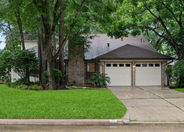 Property at 71 Timberspire Ln, The Woodlands, TX 77380, 3 beds, 2.5 baths