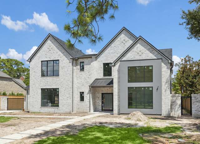 Property at 267 Maple Valley Rd, Houston, TX 77056, 5 beds, 6 baths