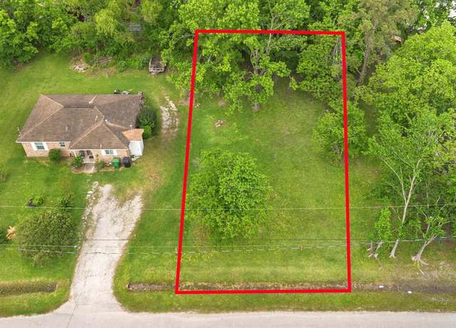 Property at 6135 Queensland St, Houston, TX 77028