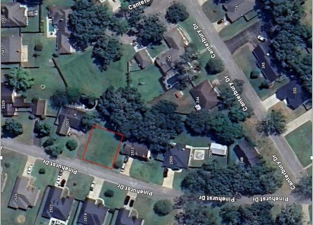 Property at 2517 Pinehurst Dr, West Columbia, TX 77486