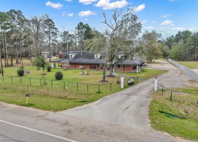 Property at 10677 Fm 2432 Rd, Conroe, TX 77303, 5 beds, 4.5 baths