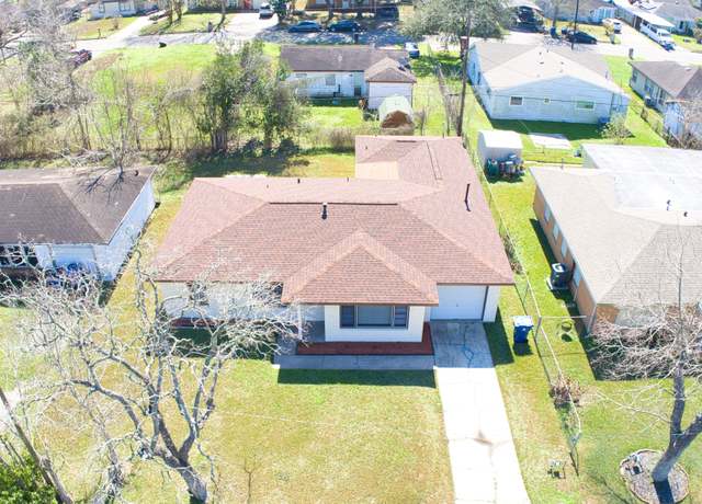 Property at 6113 Sapphire Ct, Texas City, TX 77591, 4 beds, 2 baths