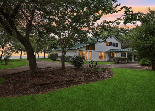 Property at 3533 Fm 563, Anahuac, TX 77514, 5 beds, 2.5 baths
