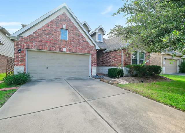 Property at 2802 Ridgeglen Ln, Houston, TX 77082, 4 beds, 3 baths