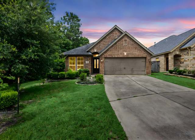 Property at 110 Logan Pass Ct, Montgomery, TX 77316, 4 beds, 2 baths
