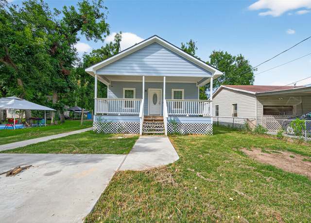 Property at 109 E Emily Ave, Wharton, TX 77488, 3 beds, 2 baths